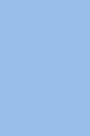 Брюнетка-книжный червяк одевается в свою голую попку и стриженную киску 6